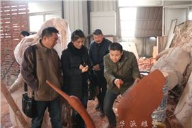 安徽青松集團考察華派雕塑
